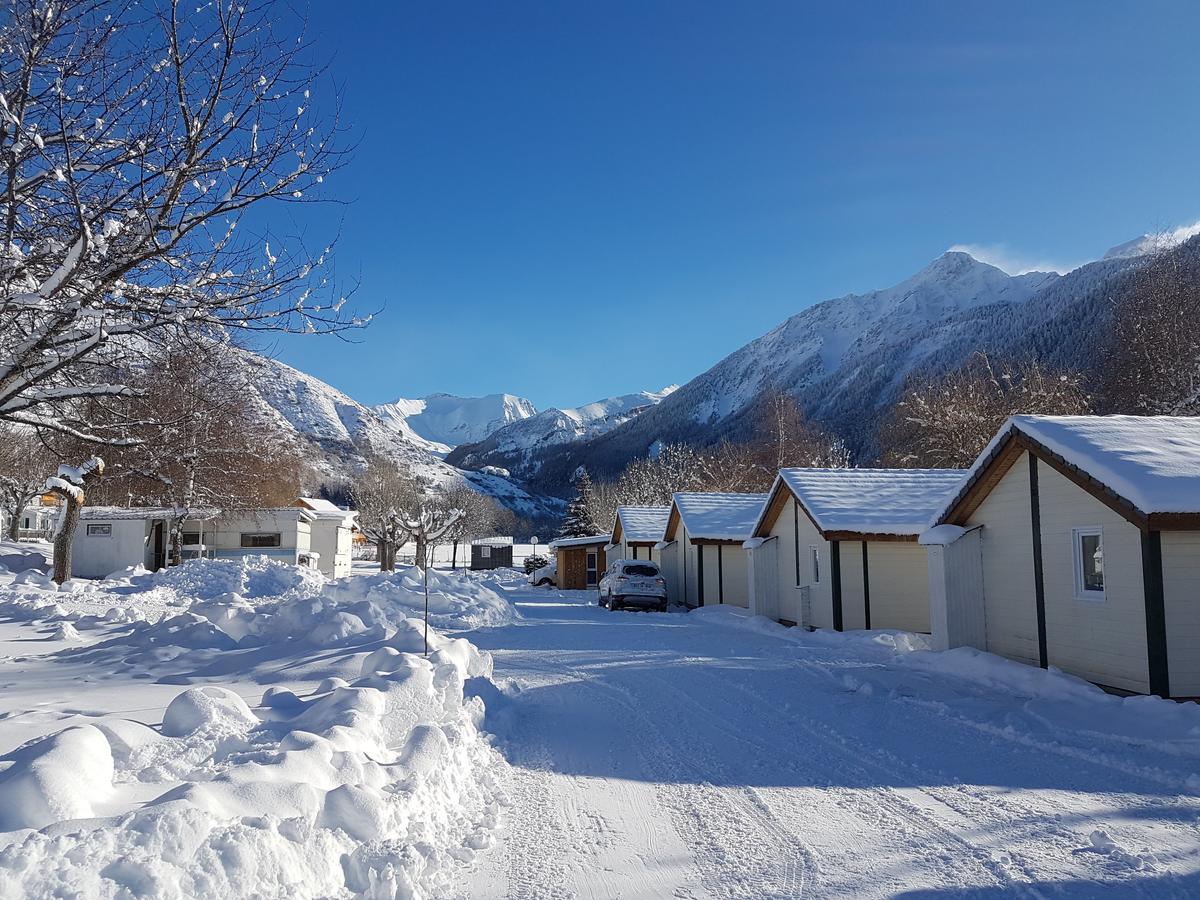 Camping Les Auches 昂塞勒 外观 照片
